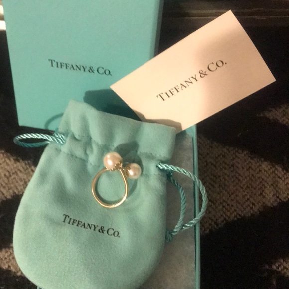 Tiffany & Co. Jewelry - Tiffany & Co. pearl ring. Size 7. Never been worn.